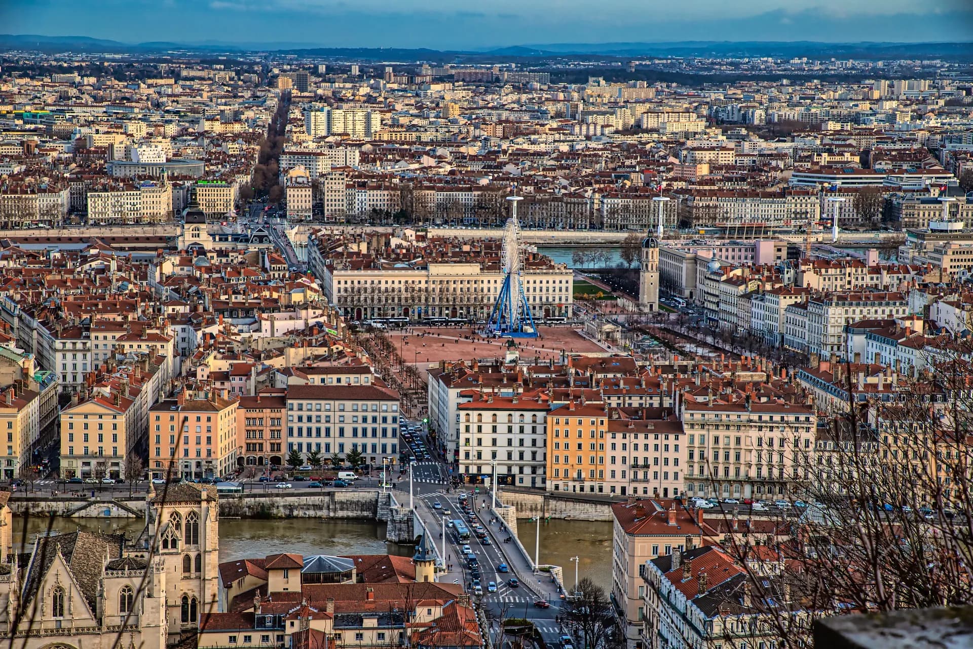 Lyon Monthly Climate